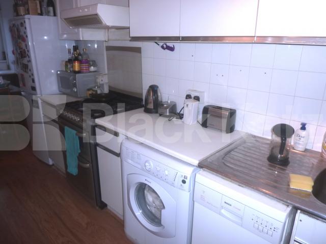			INCLUSIVE OF BILLS!, 2 Bedroom, 1 bath, 1 reception Flat			 Ingestre Road, DARTMOUTH PARK